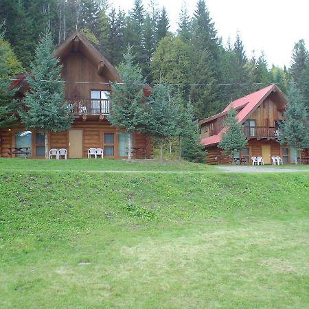 Helmcken Falls Lodge Cabin Rooms And Rv Park كليرووتر المظهر الخارجي الصورة