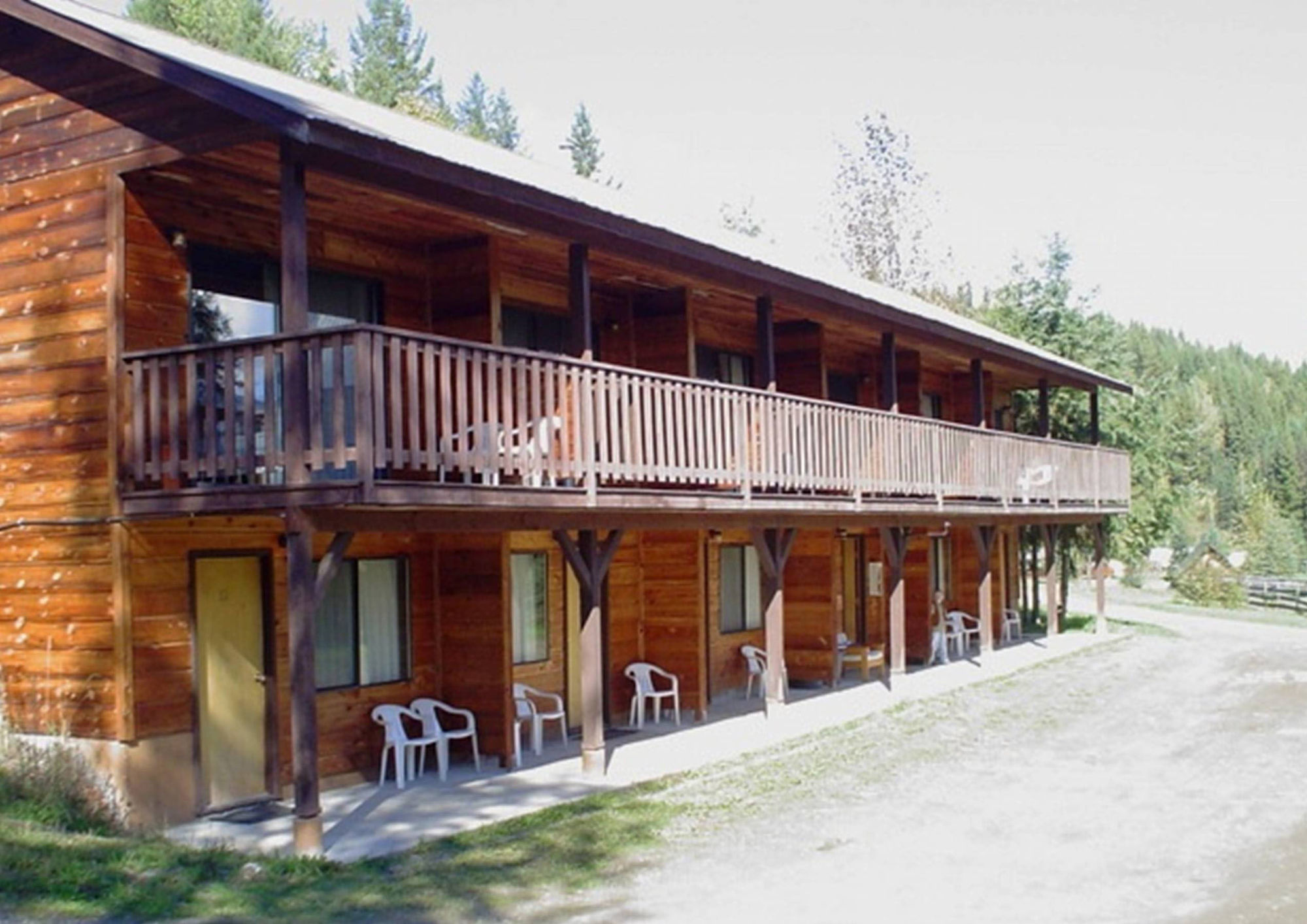 Helmcken Falls Lodge Cabin Rooms And Rv Park كليرووتر المظهر الخارجي الصورة